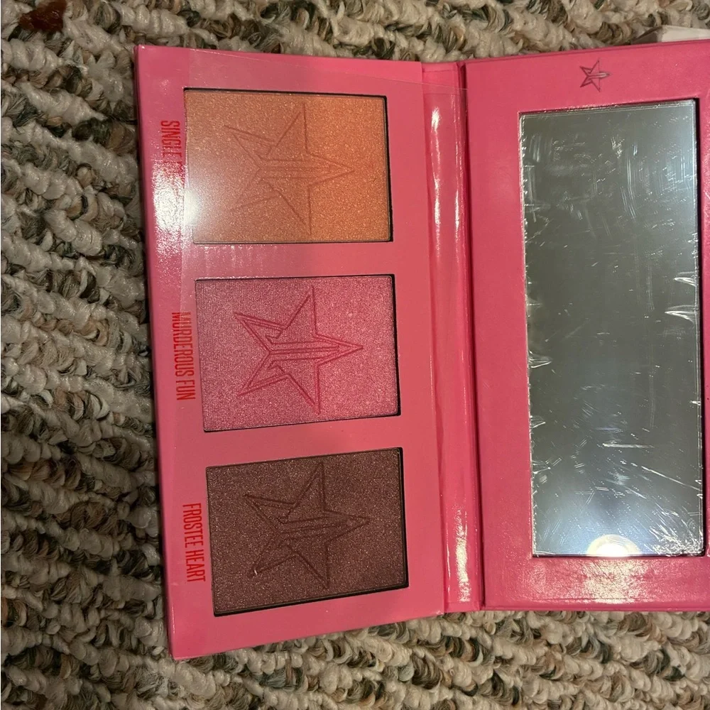 Jeffree Star Heartbreaker Blush Palette Trio- Pink & Purple Skin Highlighter NEW - Picture 3 of 5